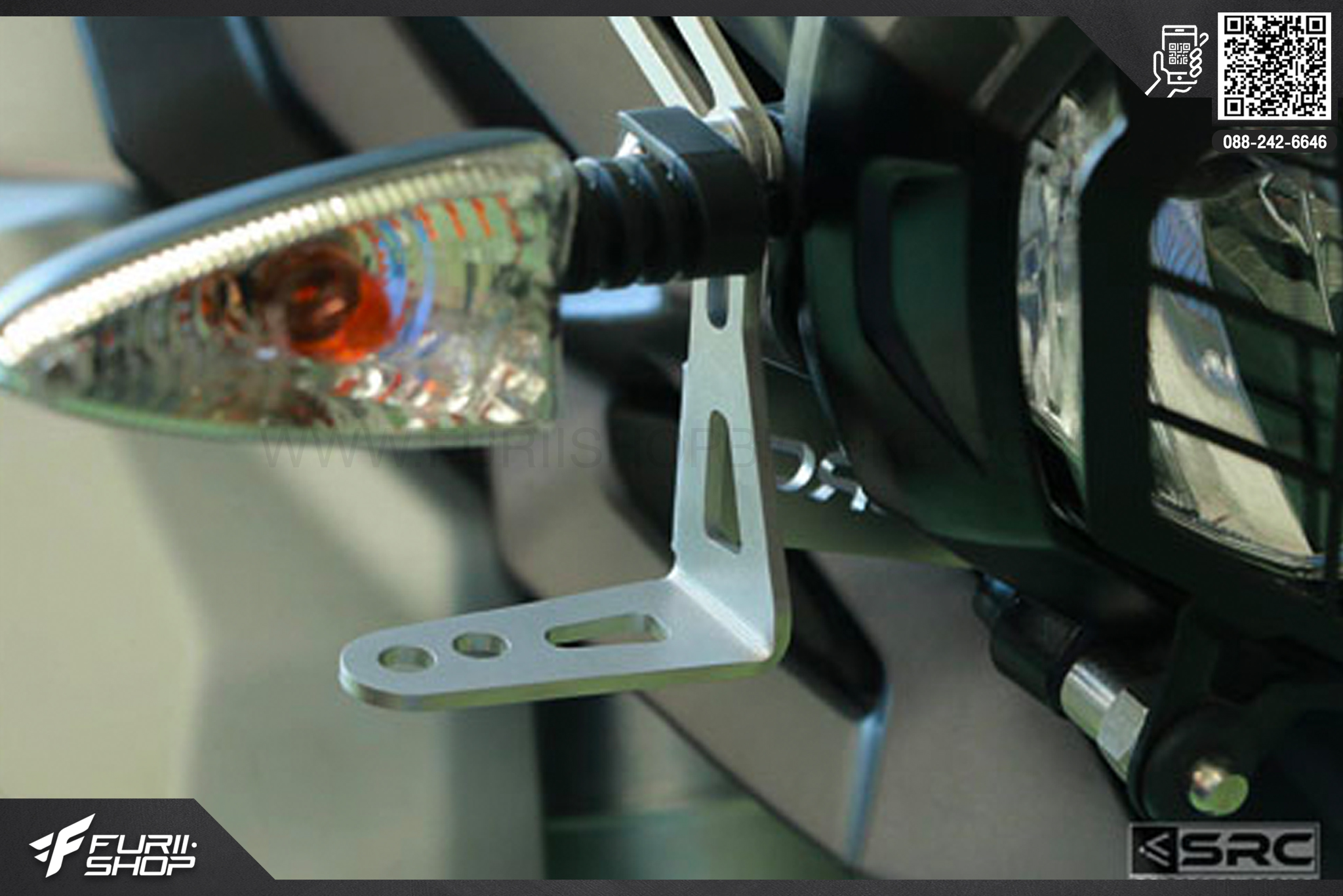 ขายึดไฟข้าง SRC สีเงิน Triumph Tiger 800