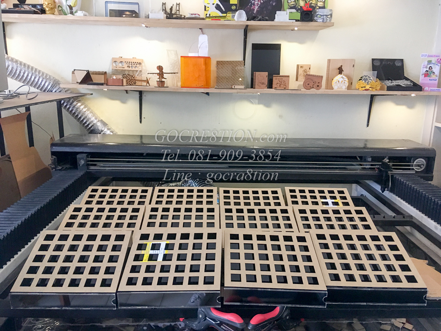 งาน อะคริลิค by GO CREATION