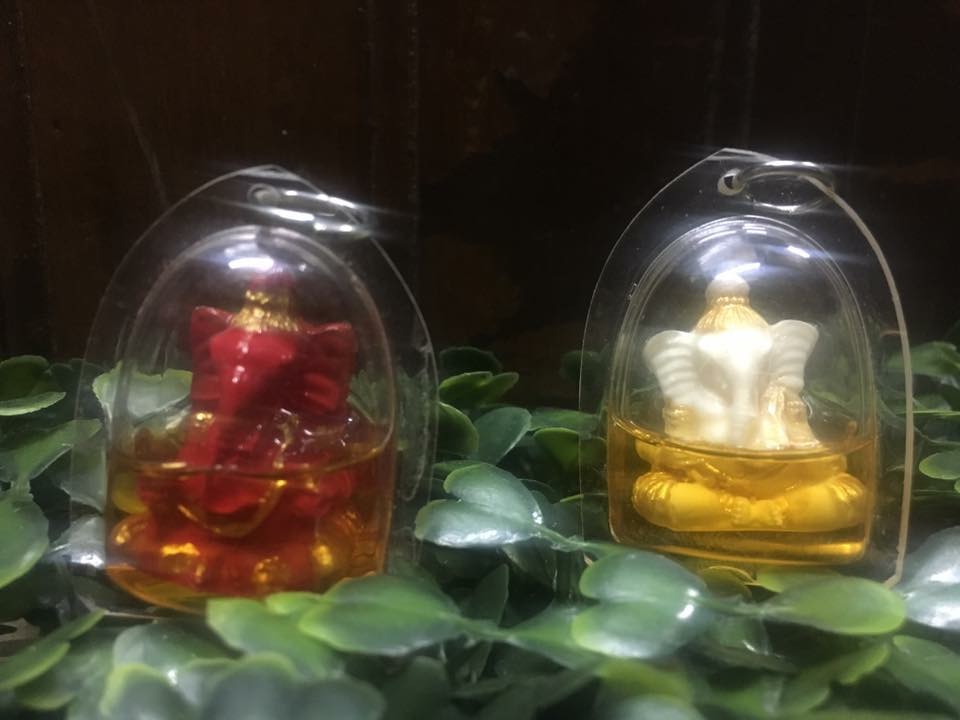 จี้พระพิฆเนศ ในน้ำมันจันทร์