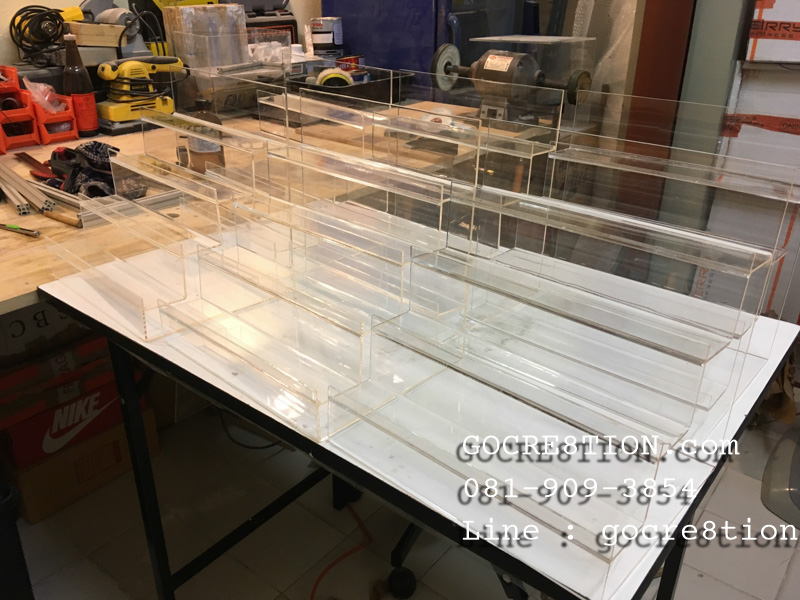 งาน อะคริลิค by GOCRE8TION.com