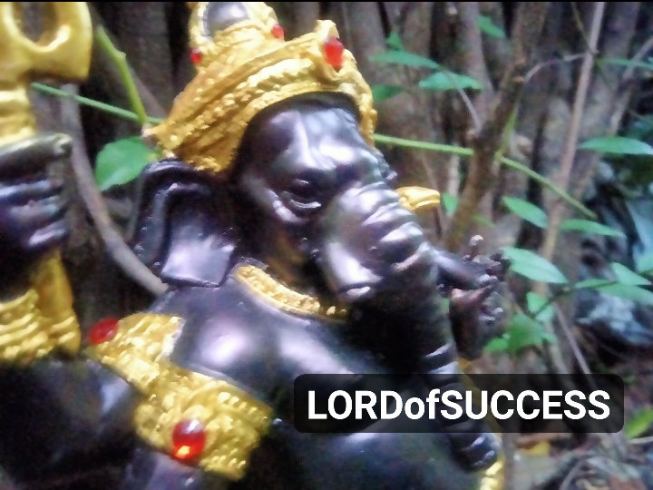 พระพิฆเนศ ปางประทานพร องค์สีดำแสดงถึงพลังความสำเร็จที่มากล้น สูง 10 นิ้ว