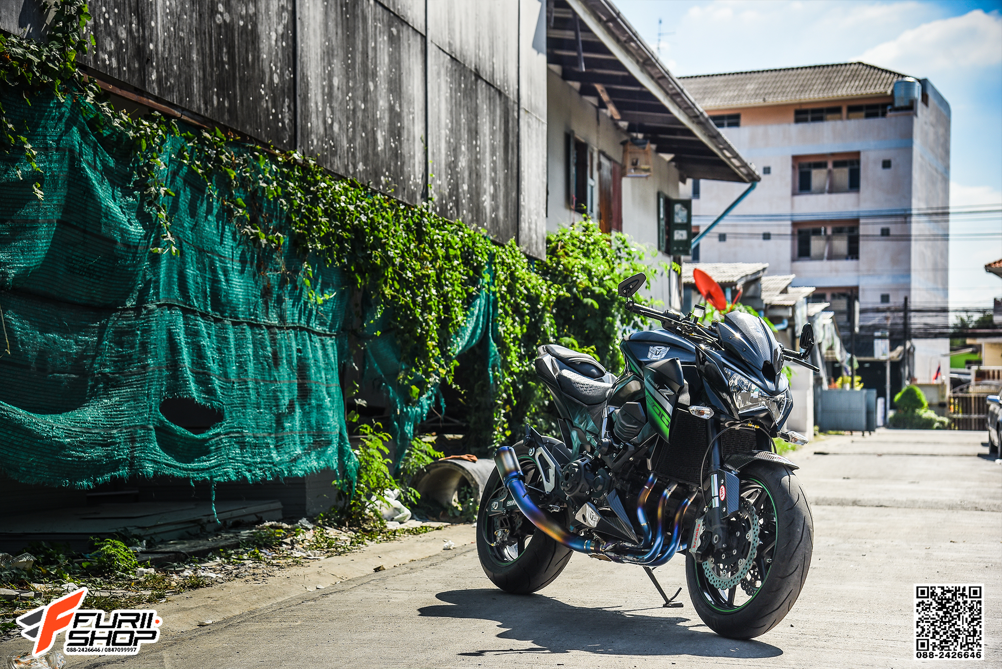 สายHEL KAWASAKI Z800 เดินอ้อมปั๊มหลัง สายCARBON หัวเบนโจสีเงิน
