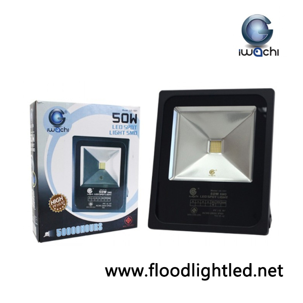 สปอร์ตไลท์ LED 50W รุ่น SPL ยี่ห้อ IWACHI (แสงขาว)