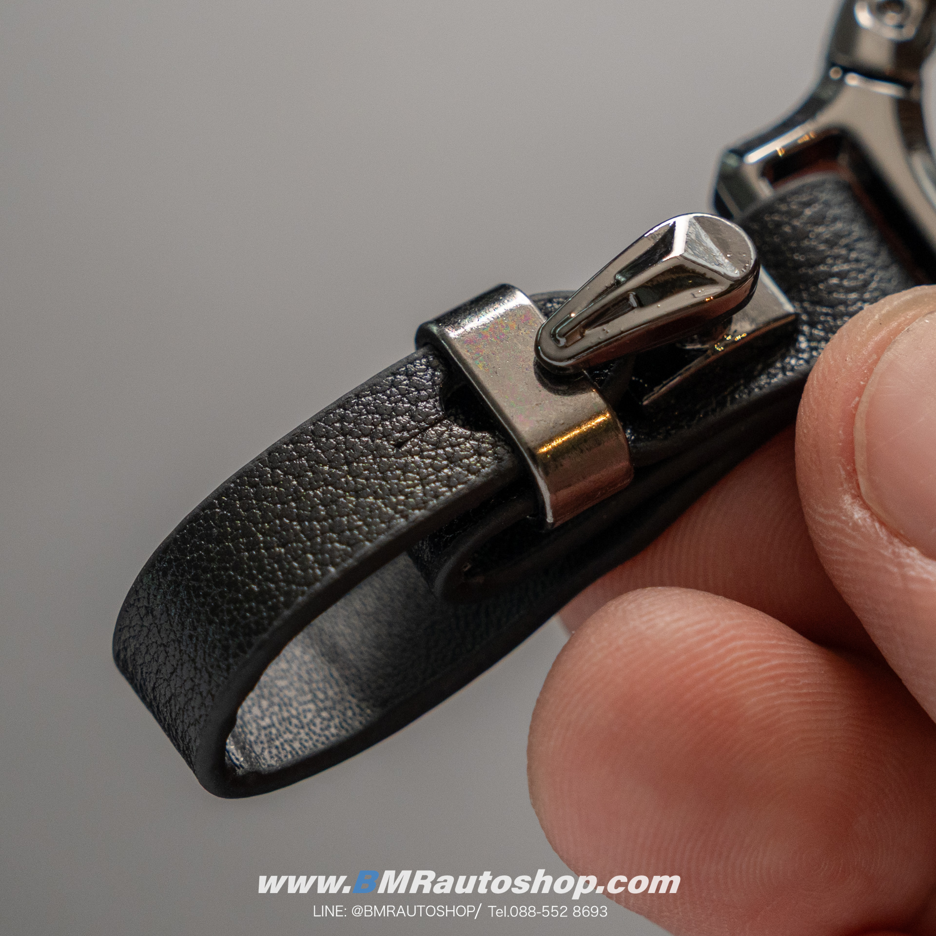 พวงกุญแจรถยนต์ BMW รุ่น AC228 สี Black Chrome