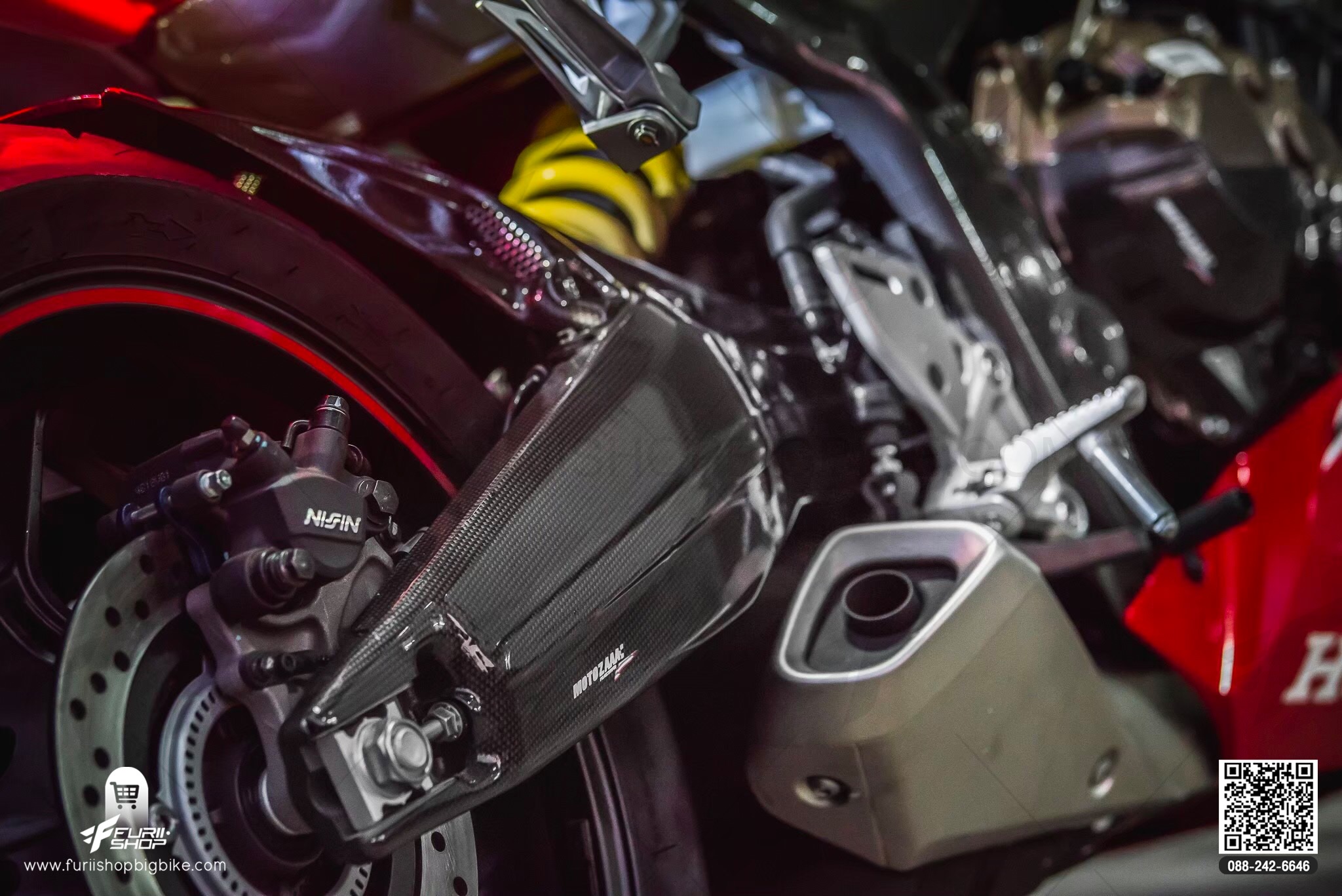 ครอบสวิงอาร์ม MOTOZAAA FOR HONDA CBR650R 2019