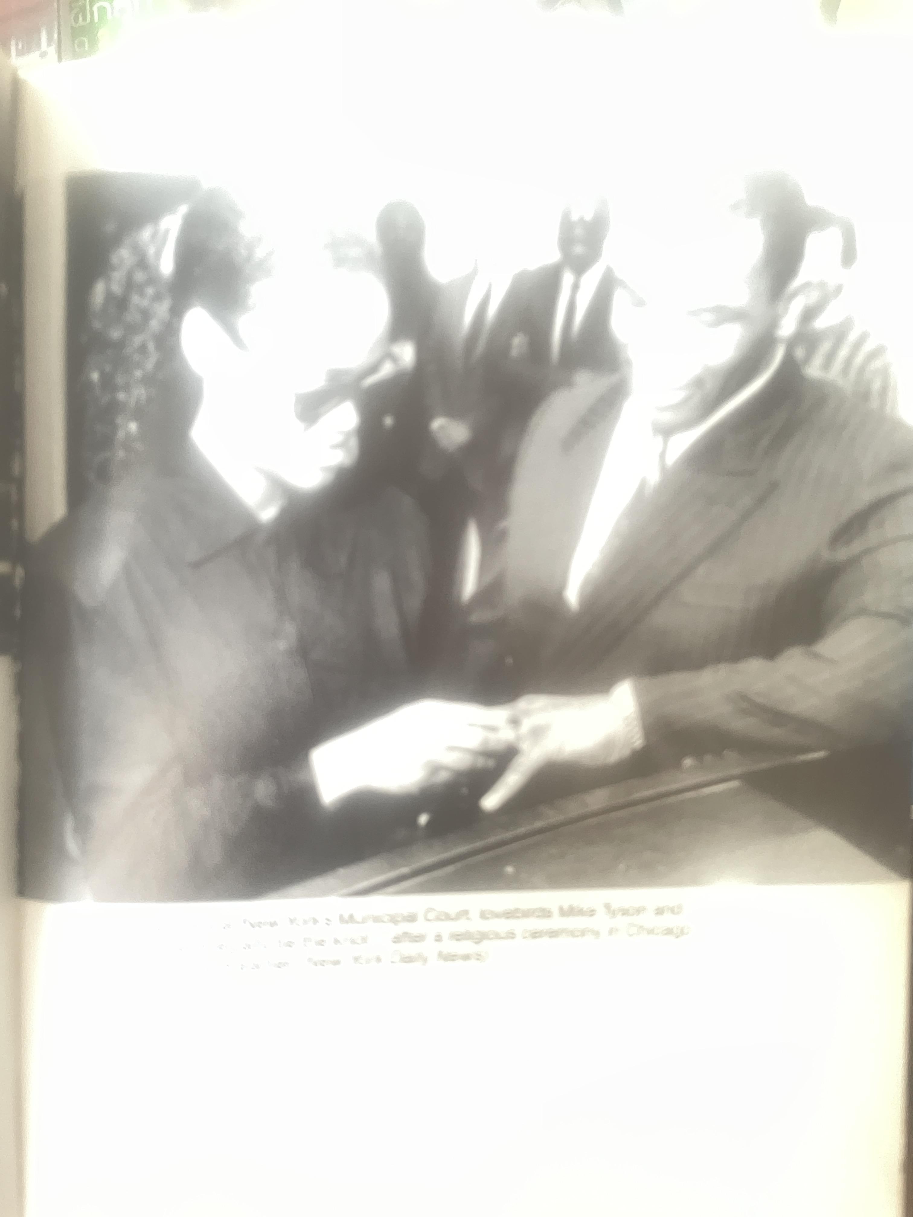 MIKE TYSON. FIREFEAR. The Inside Story of Mike Tyson. ผู้เขียน Jose Torres 3,300 กรัม