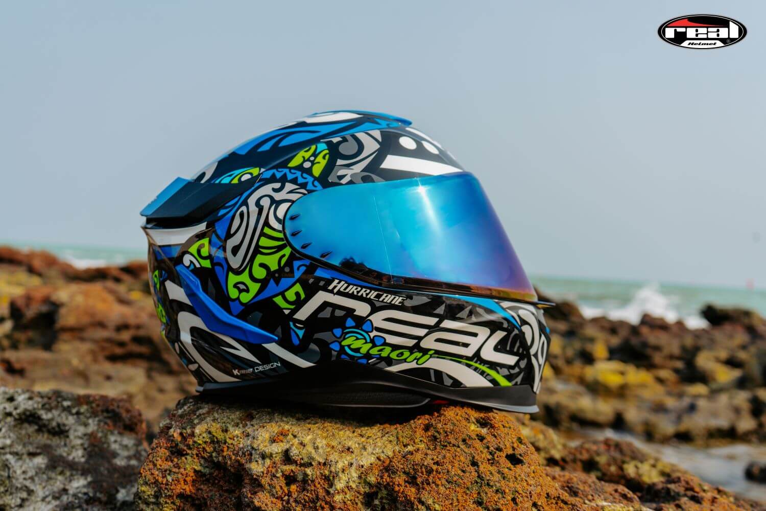 หมวกกันน็อคเต็มใบ หมวกกันน็อค Real Helmets รุ่น Hurricane Maori สีดำ-น้ำเงิน