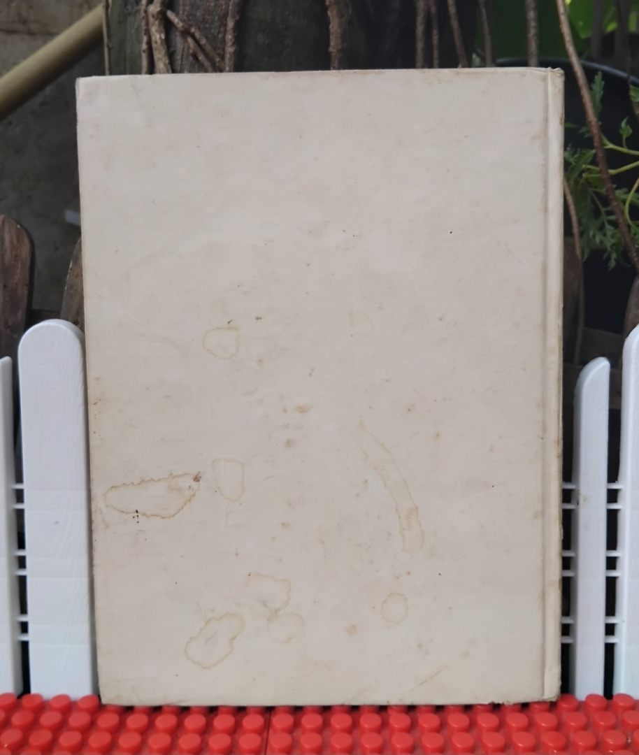 วิทยาศาสตร์การหายใจ แปลจาก Science of Breath ของ Yogi Ramacharaka แปลโดย พระพระยานรรัตนราชมานิต ตรึก จินตยานนท์