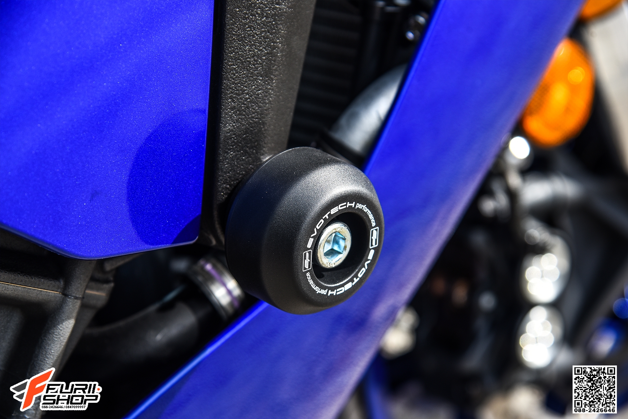 กันล้มกลาง Evotech สำหรับ Yamaha R1/R1M