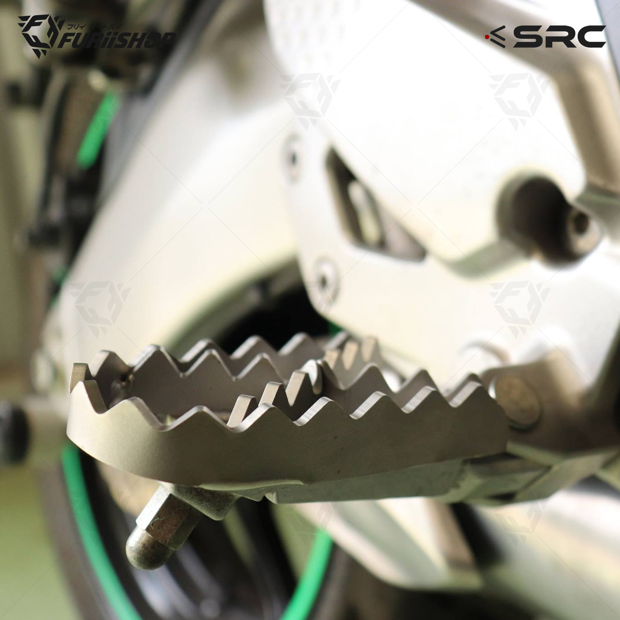 พักเท้าหนาม SRC For KAWASAKI VERSYS X 300