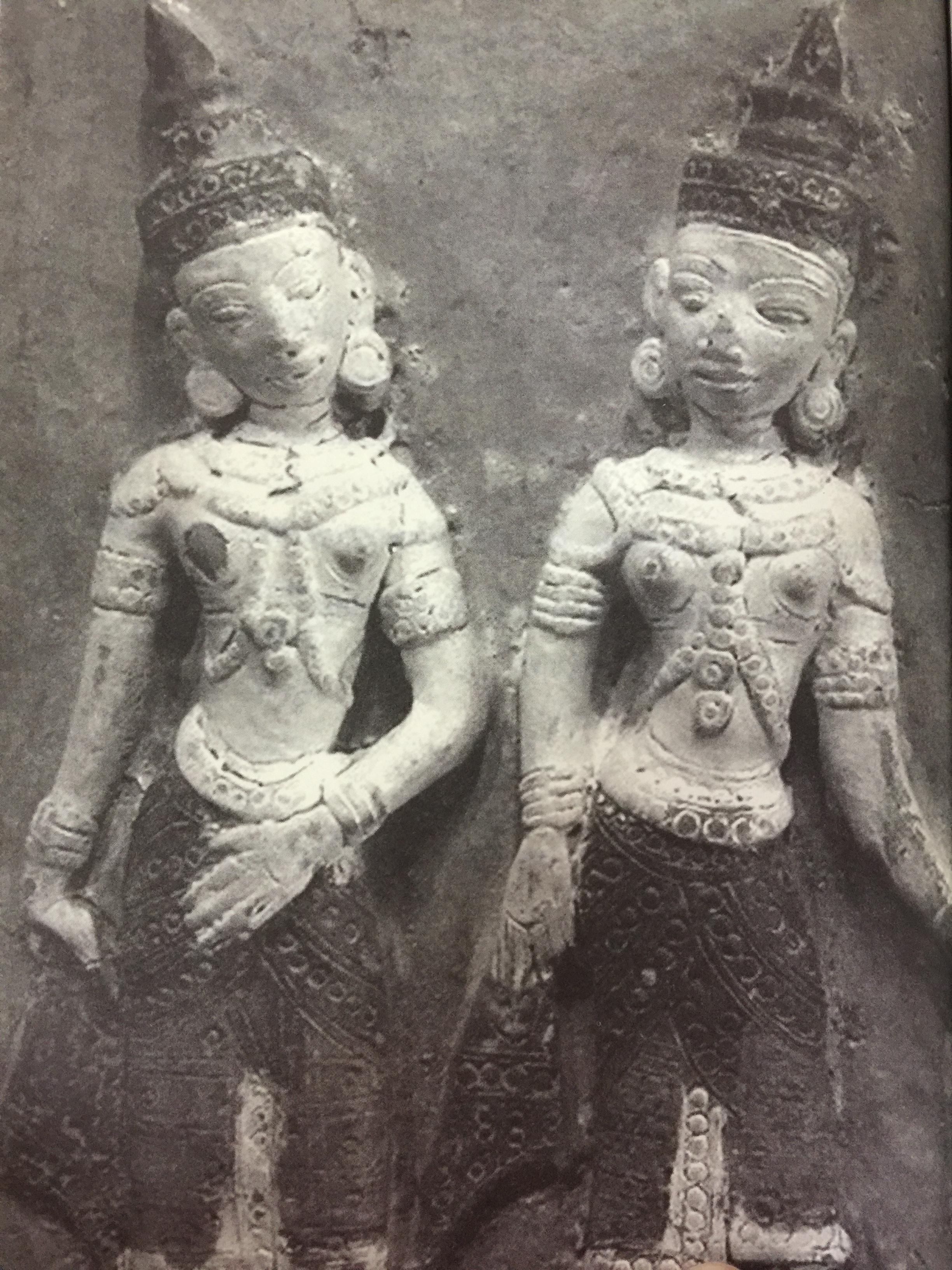 เปิดญาณแกะรหัสกรรม โหราศาสตร์พม่า. พยากรณ์แม่นยำ มนตร์เสน่ห์สุดขลัง 700 กรัม