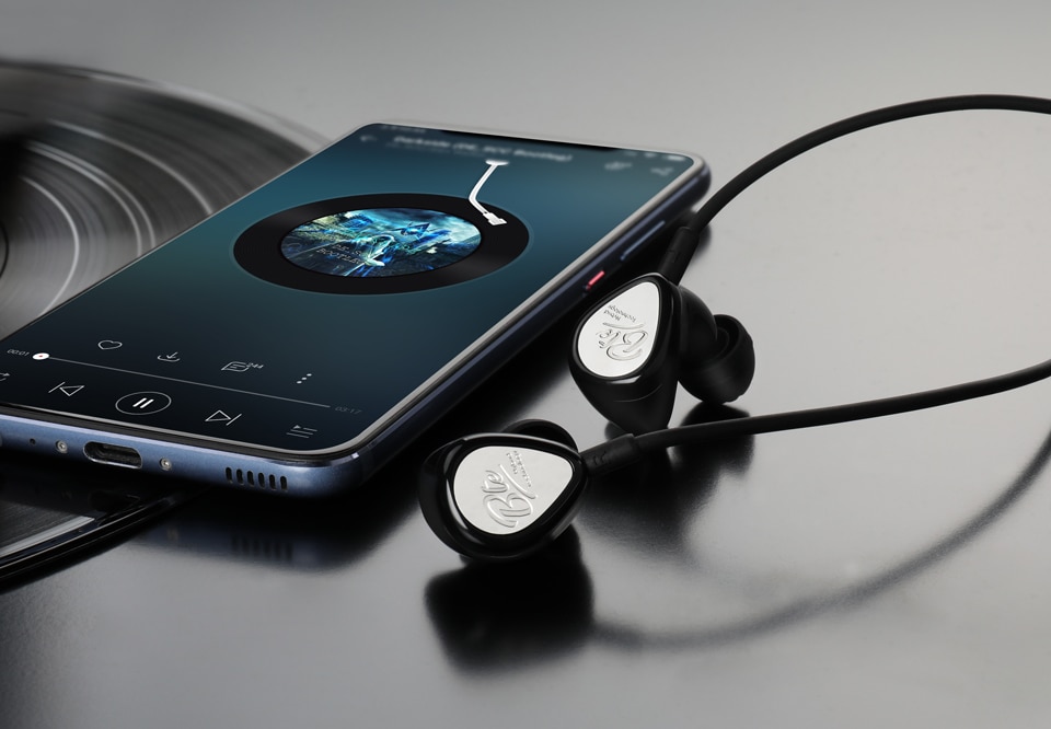 ขาย KZ BTE หูฟัง 2 ไดร์เวอร์ (1DD+1BA) ชิป Qualcomm CSR8645 รองรับ บลูทูธ 4.1 APTX , กันน้ำได้