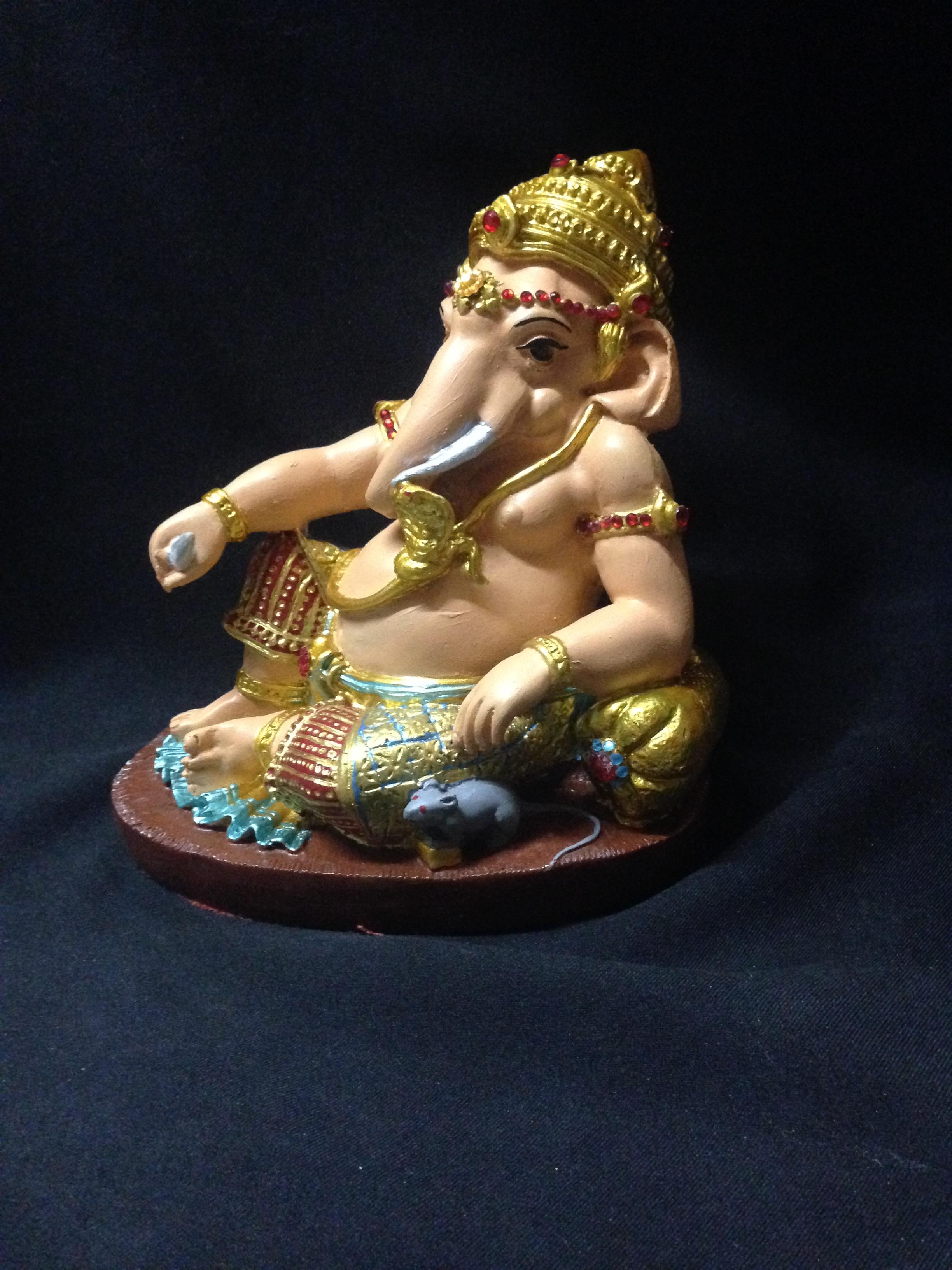 พระพิฆเนศปางเสวยสุข นอนเอกเขนก 2กร