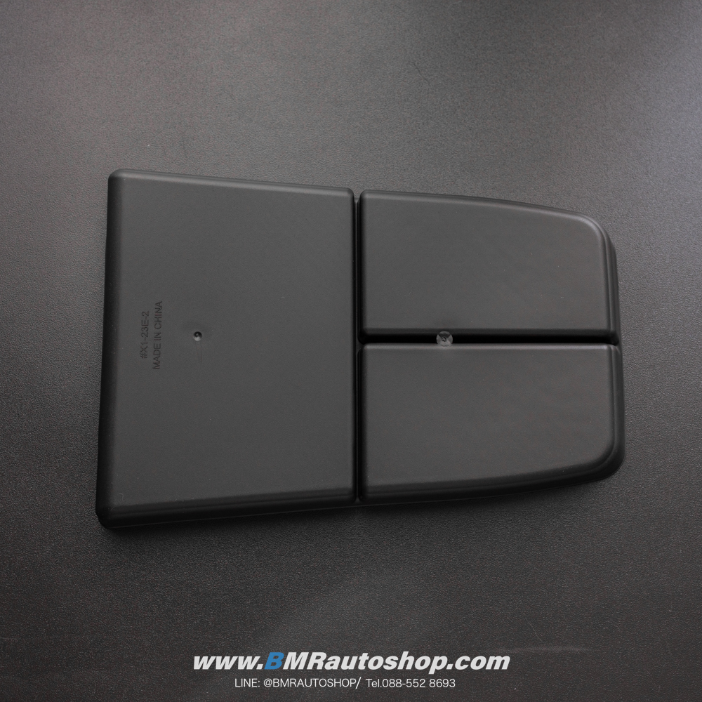 ถาดแบ่งที่เก็บของใต้ที่พักแขน BMW X1 U11 2023+ รุ่น IN199