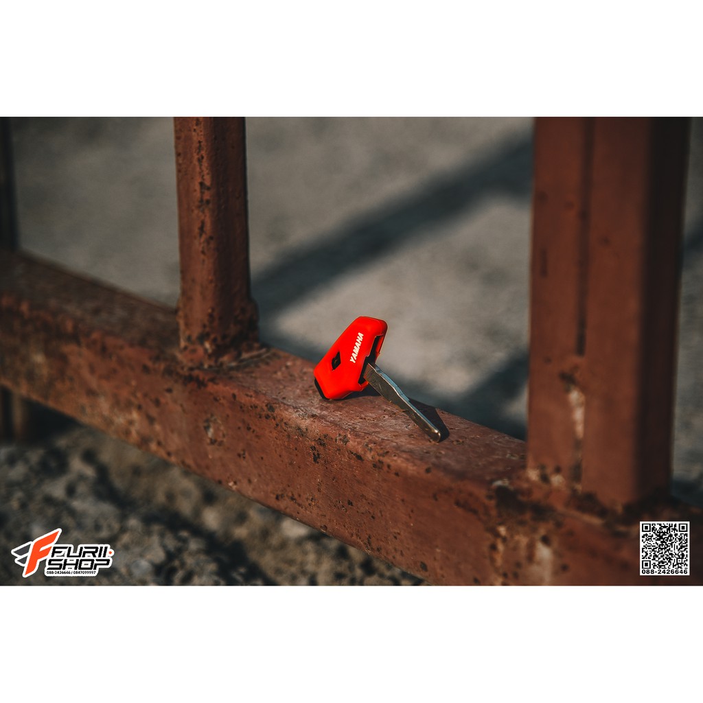 ซิลิโคนหุ้มกุญแจ YAMAHA V2 สีแดง FOR R15