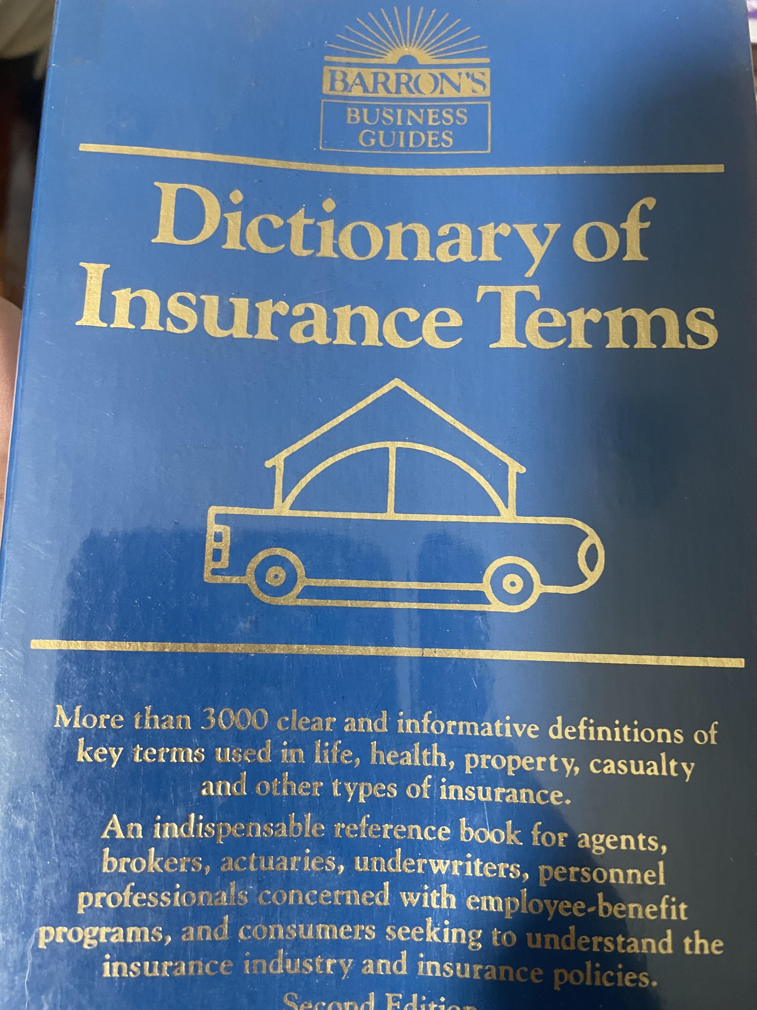 Dictionary of Insurance Terms 700 กรัม