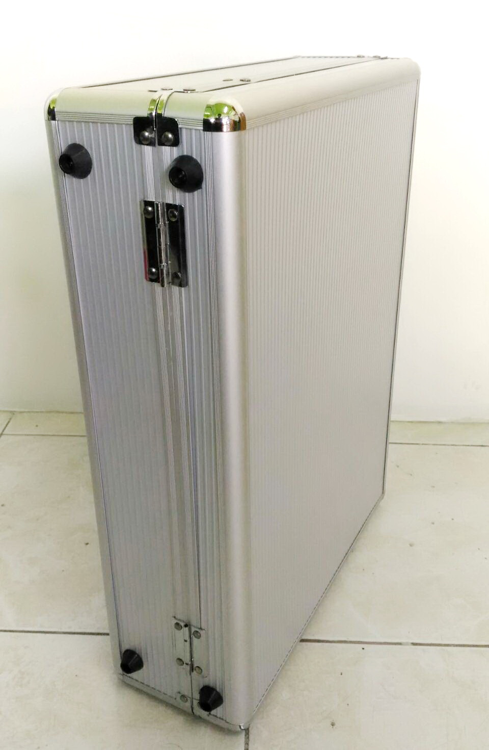 กล่องอลูมิเนียม 32x42x12