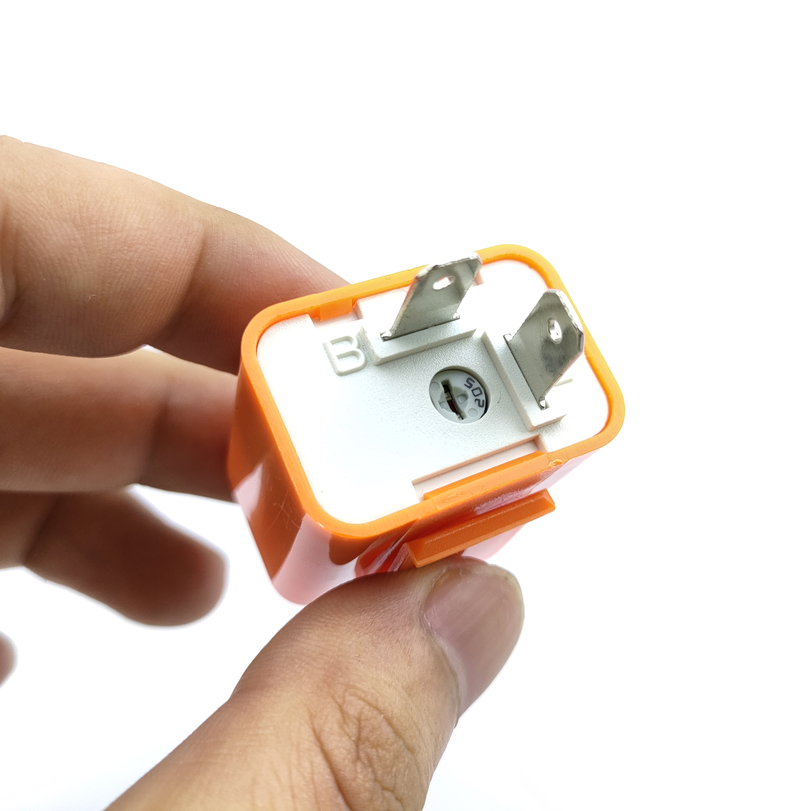 รีเลย์ไฟเลี้ยว รีเลย์ไฟเลี้ยวแต่ง 12V สามารถปรับจังหวะให้กระพริบเร็วขึ้นหรือช้าลงได้
