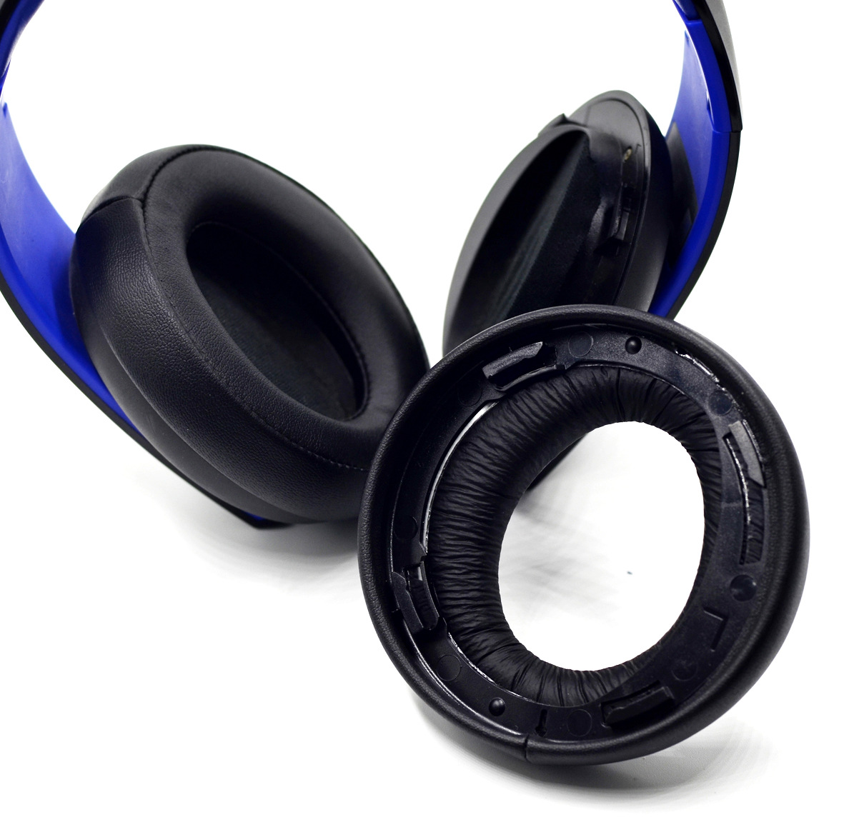 ขาย X-Tips รุ่น XT190 ฟองน้ำพร้อมแกนสำหรับหูฟัง Sony Gold , PS3 , PS4 , 7.1 Gold