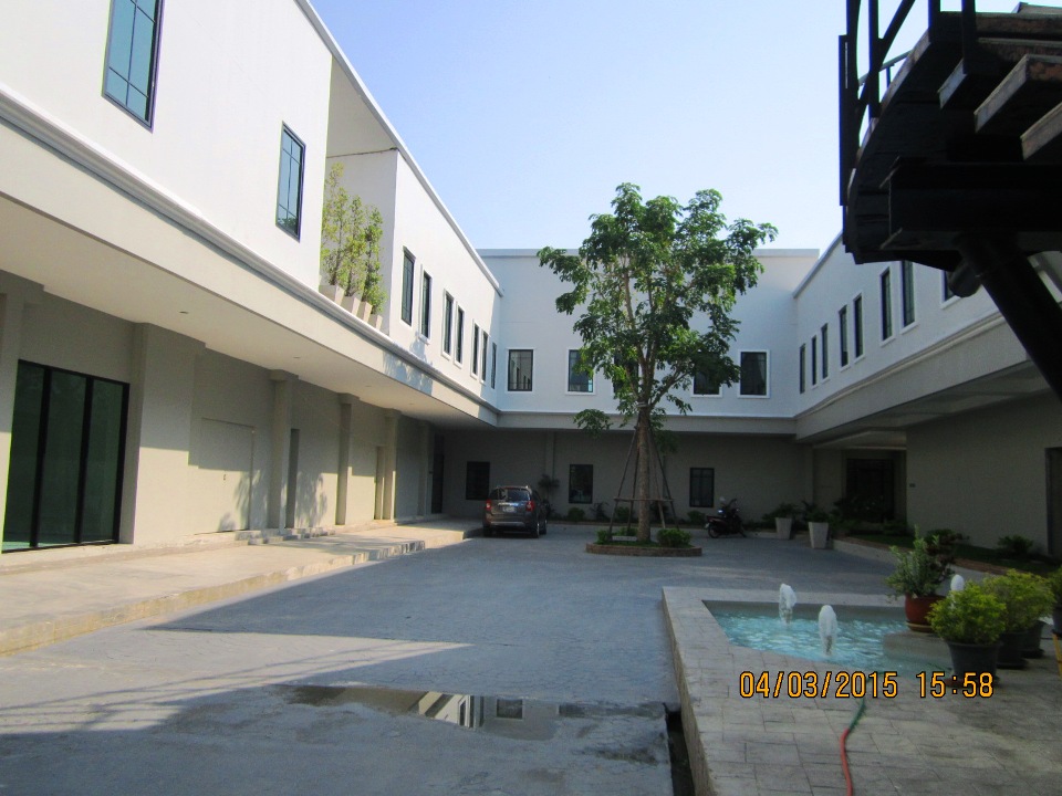 0295 สำนักงานให้เช่า 40-180 ตรม. Panini Plaza ติดถ. ลาดกระบัง ใกล้สนามบินสุวรรณภูมิ