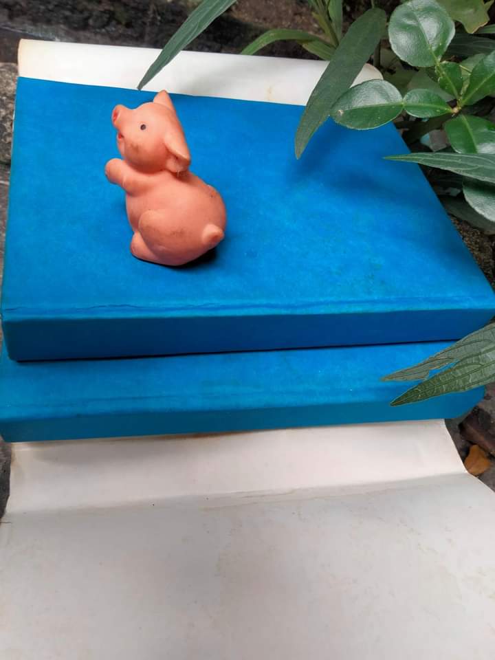 อุโมงค์มาร โดย จินตวีร์ วิวัธน์