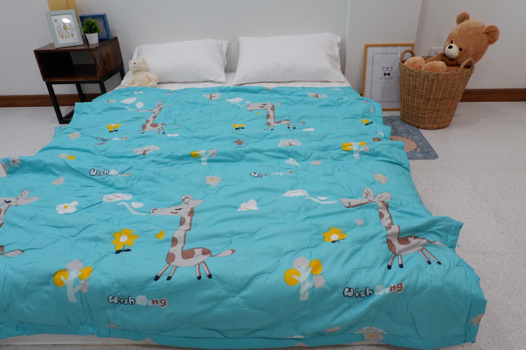 ผ้าห่มใยไหม ผ้าห่มใยไหมซาติน 6 ฟุต 145 บ. กระสอบ 80 ผืน หรือ ผ้านวมบาง 6 ฟุต