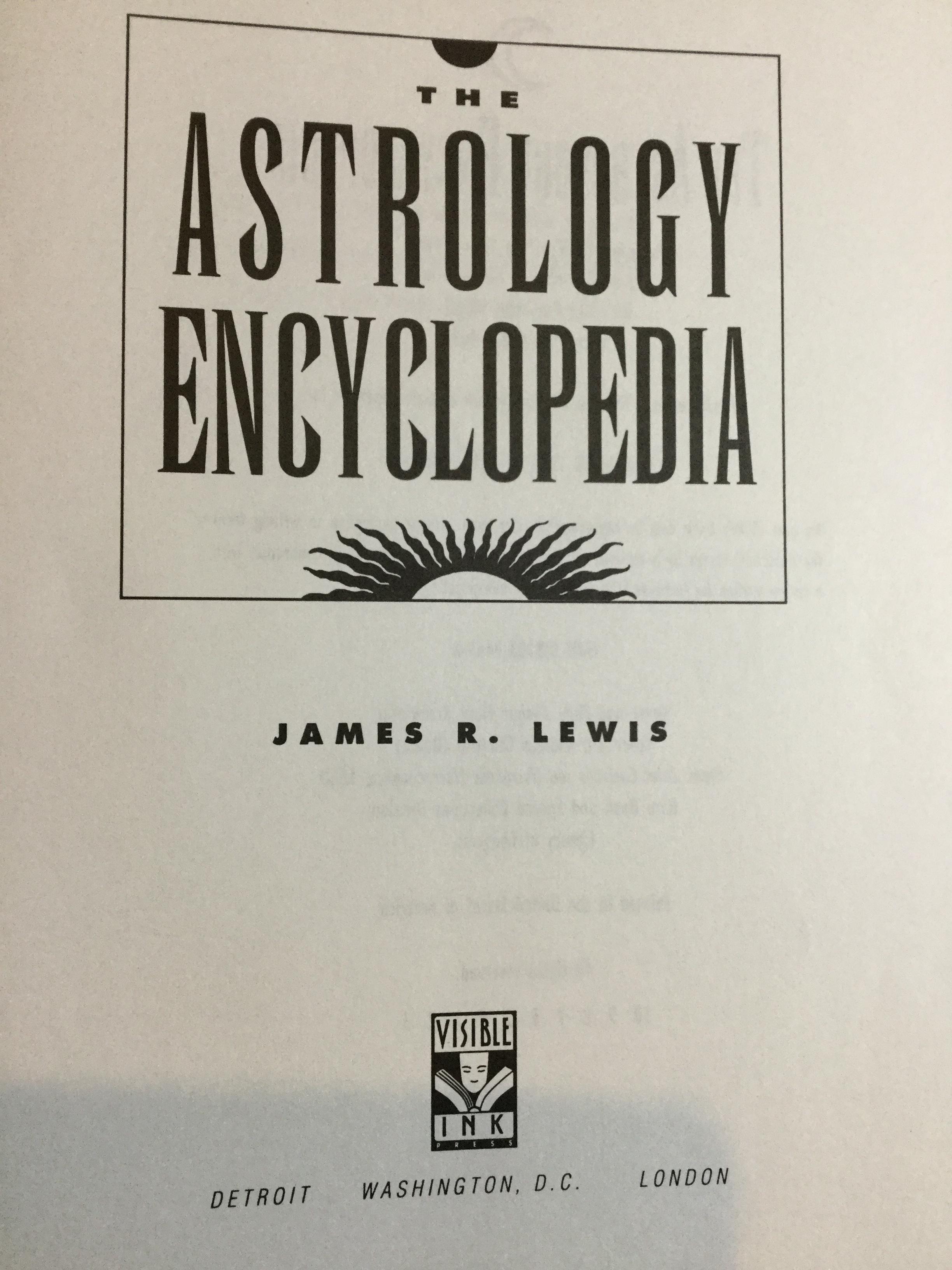 ASTROLOGY ENCYCLOPEDIA. ผู้เขียน James R.Lewis 0 กก.