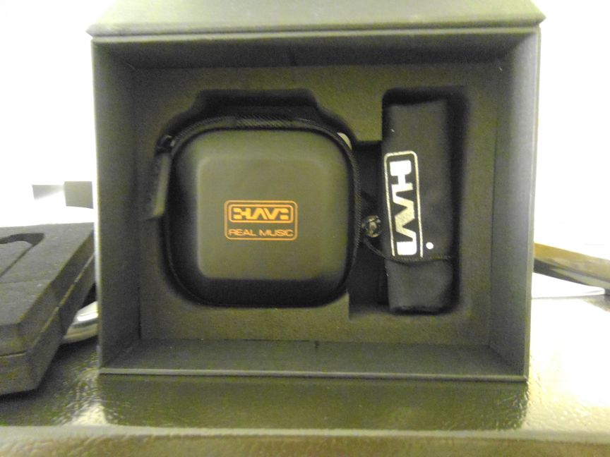 ขาย Havi B3 Pro 1 หูฟังอินเอียร์ 2 Driver เสียงดี บอดี้ Gorilla Glass รับประกัน1ปี