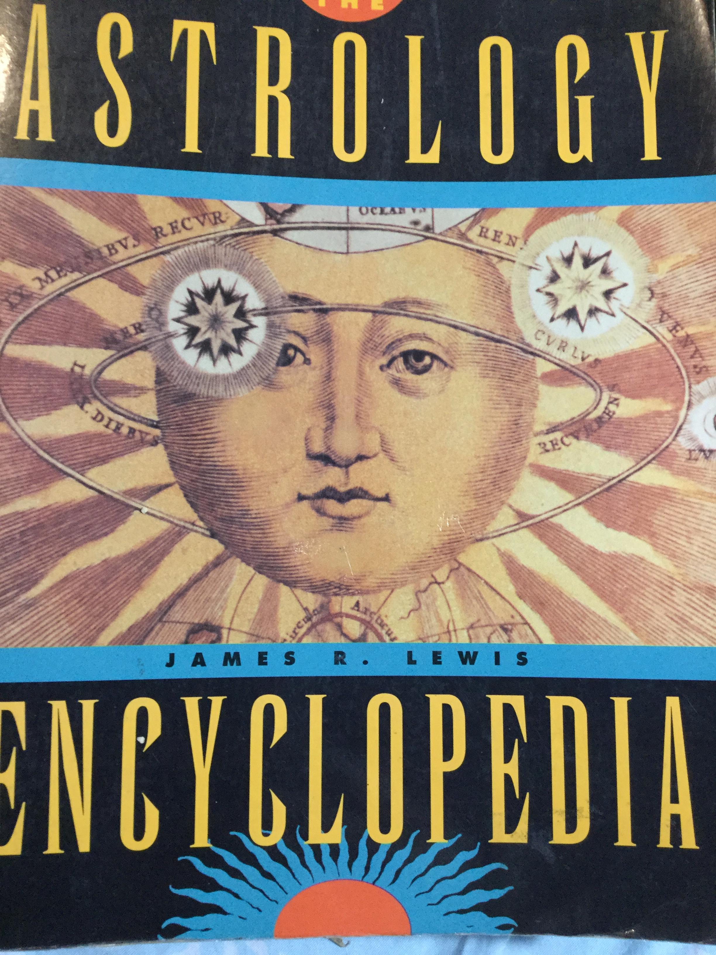 ASTROLOGY ENCYCLOPEDIA. ผู้เขียน James R.Lewis 0 กก.