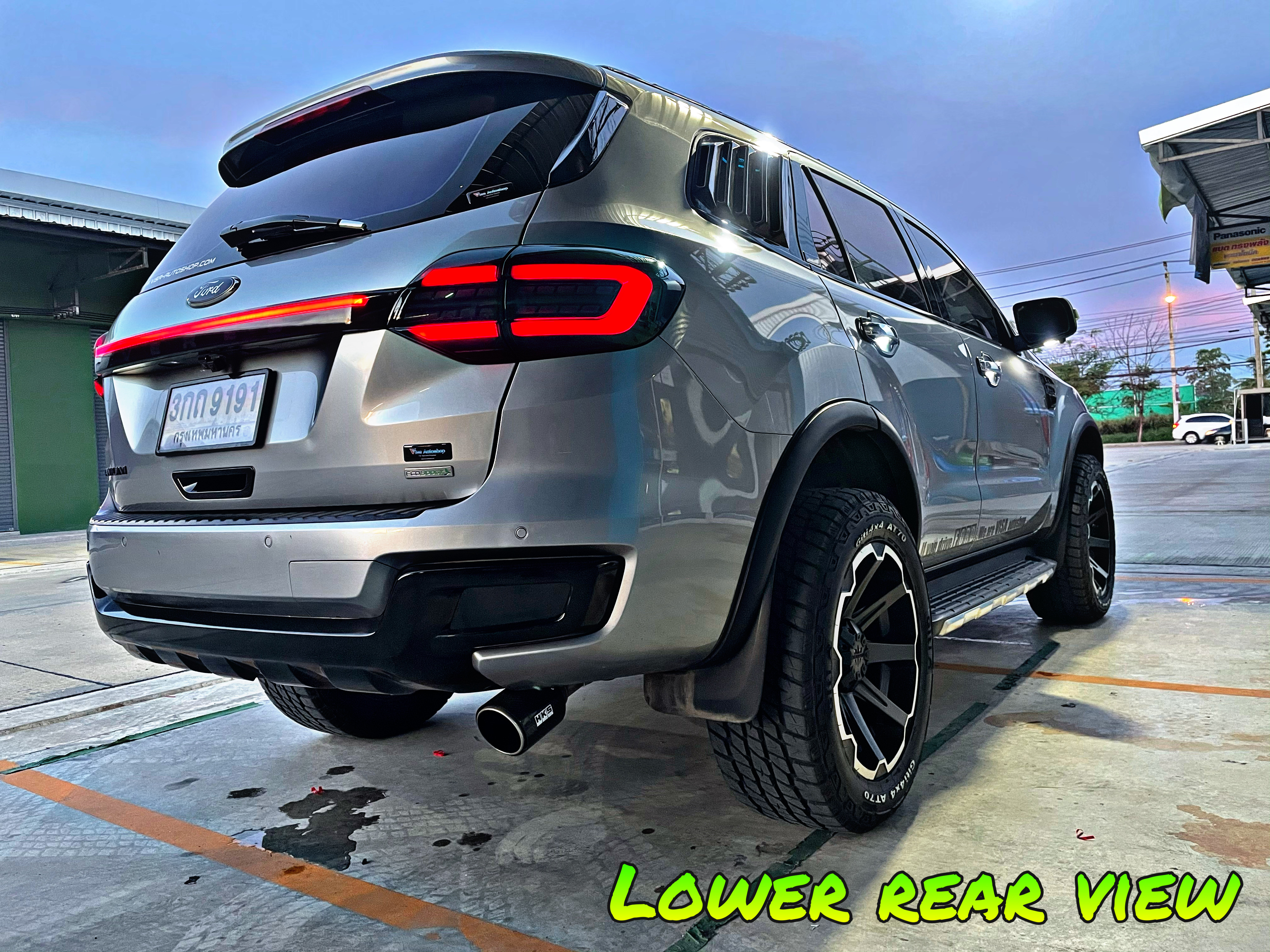 คาดท้าย Everest ทรง Cayenne (ไม่รวมไฟท้าย)