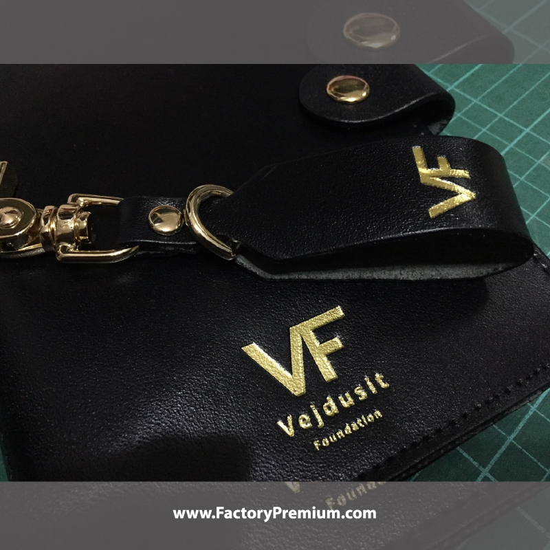 Premium Set Bookbank & Keychain หนังแท้ ของพรีเมี่ยม ของที่ระลึก ของขวัญ ตอบโจทย์ทุกความต้องการ