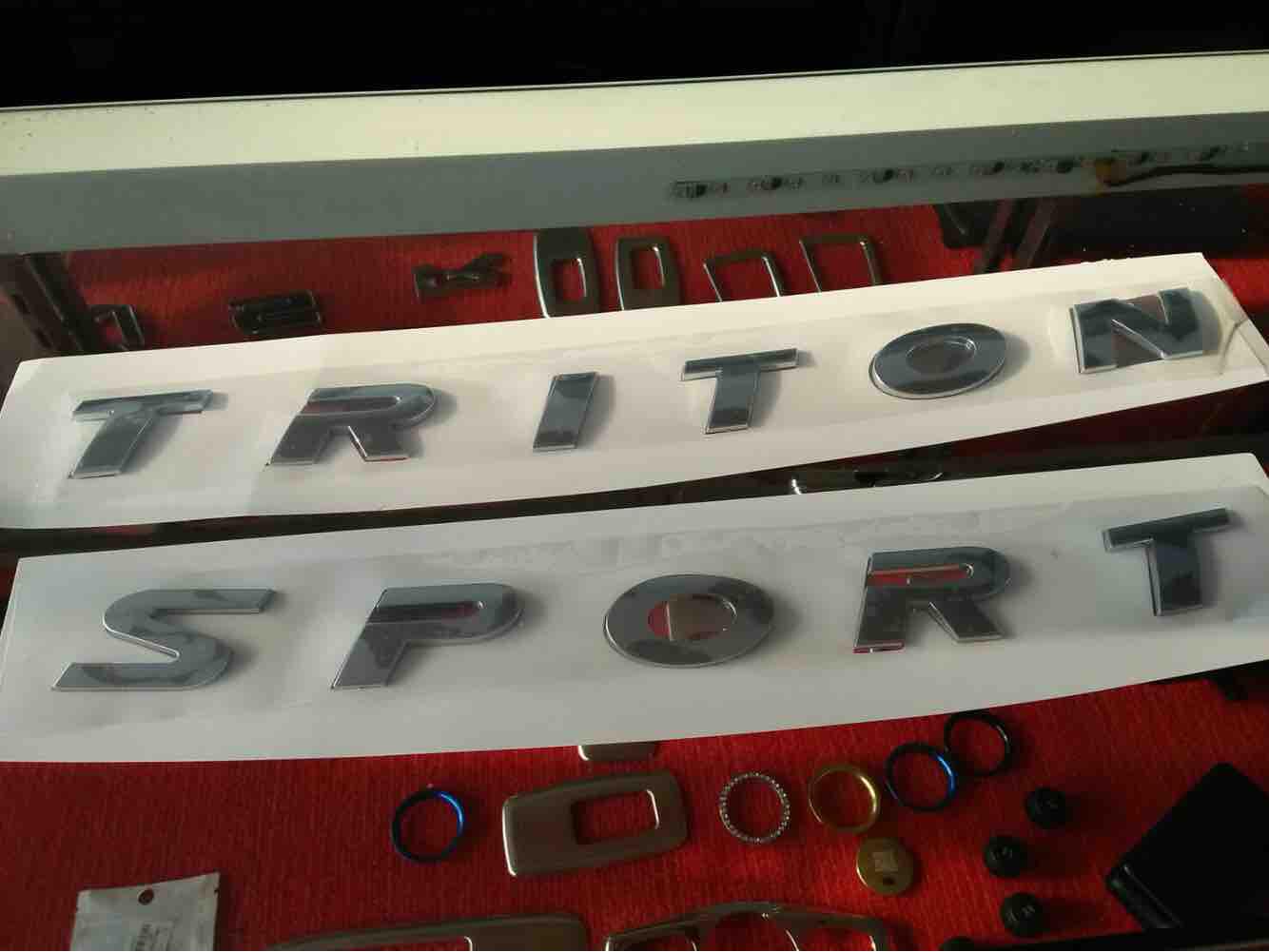 ตัวหนังสือ Triton Sport 3มิติ สีโครเมียม (Chrome)