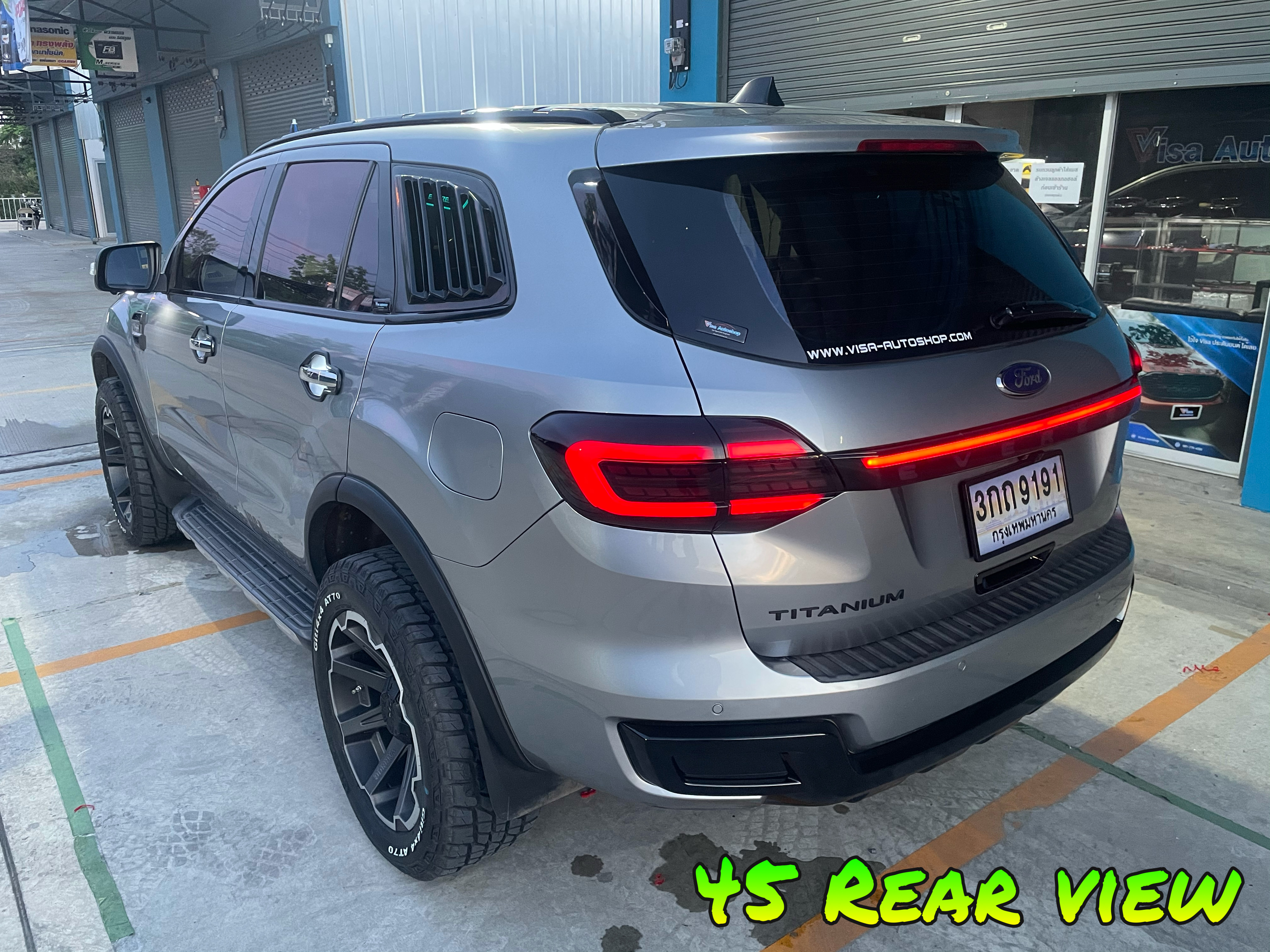 คาดท้าย Everest ทรง Cayenne (ไม่รวมไฟท้าย)