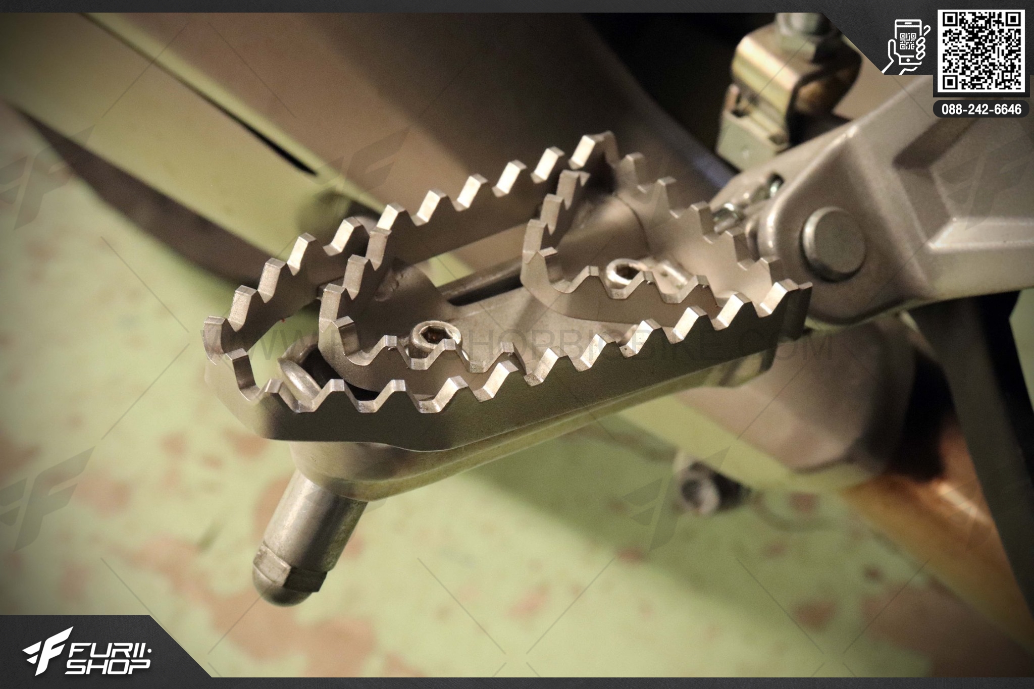 พักเท้าหนาม SRC FOR HONDA CB500X