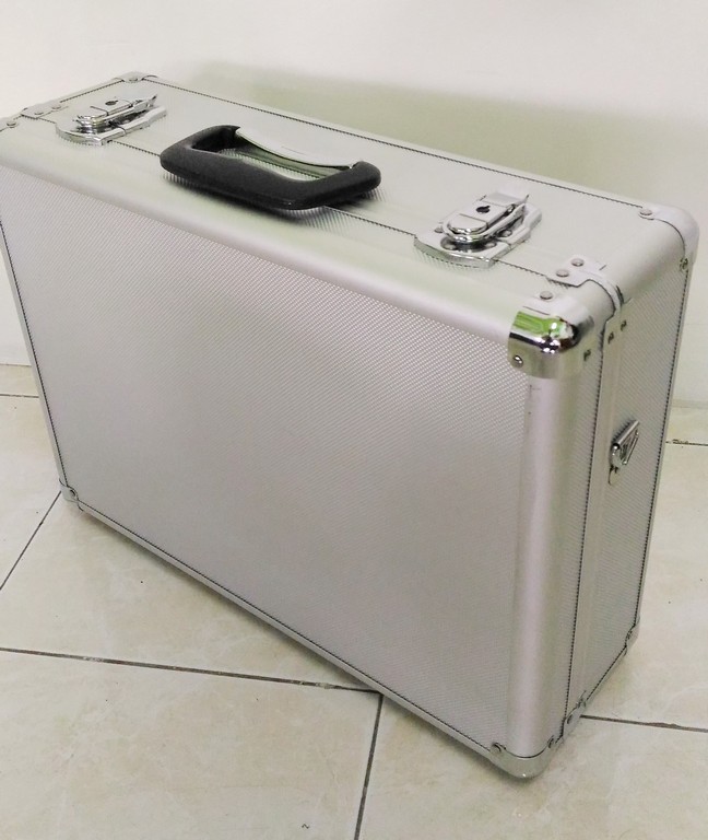 กล่องอลูมิเนียม 32x44x14