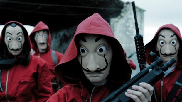 หน้ากากดาลี่ จากซีรีย์ Netflix Money Heist ทรชนคนปล้นโลก หน้ากากออกงาน