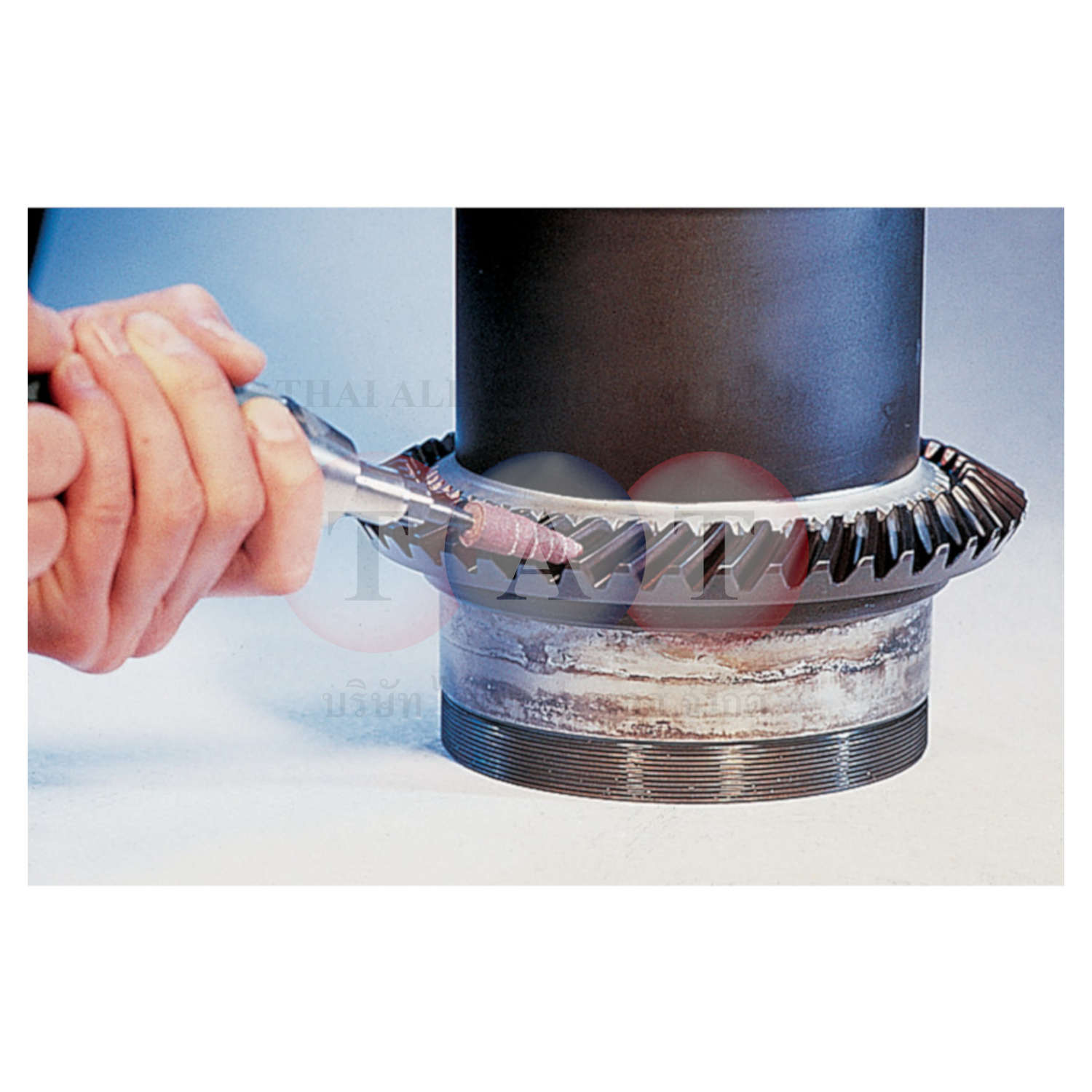 York.12 x 38mm Cartridge Rolls Aluminium Oxide Cloth Taper Type P120 - CRT3 - Pack of 10