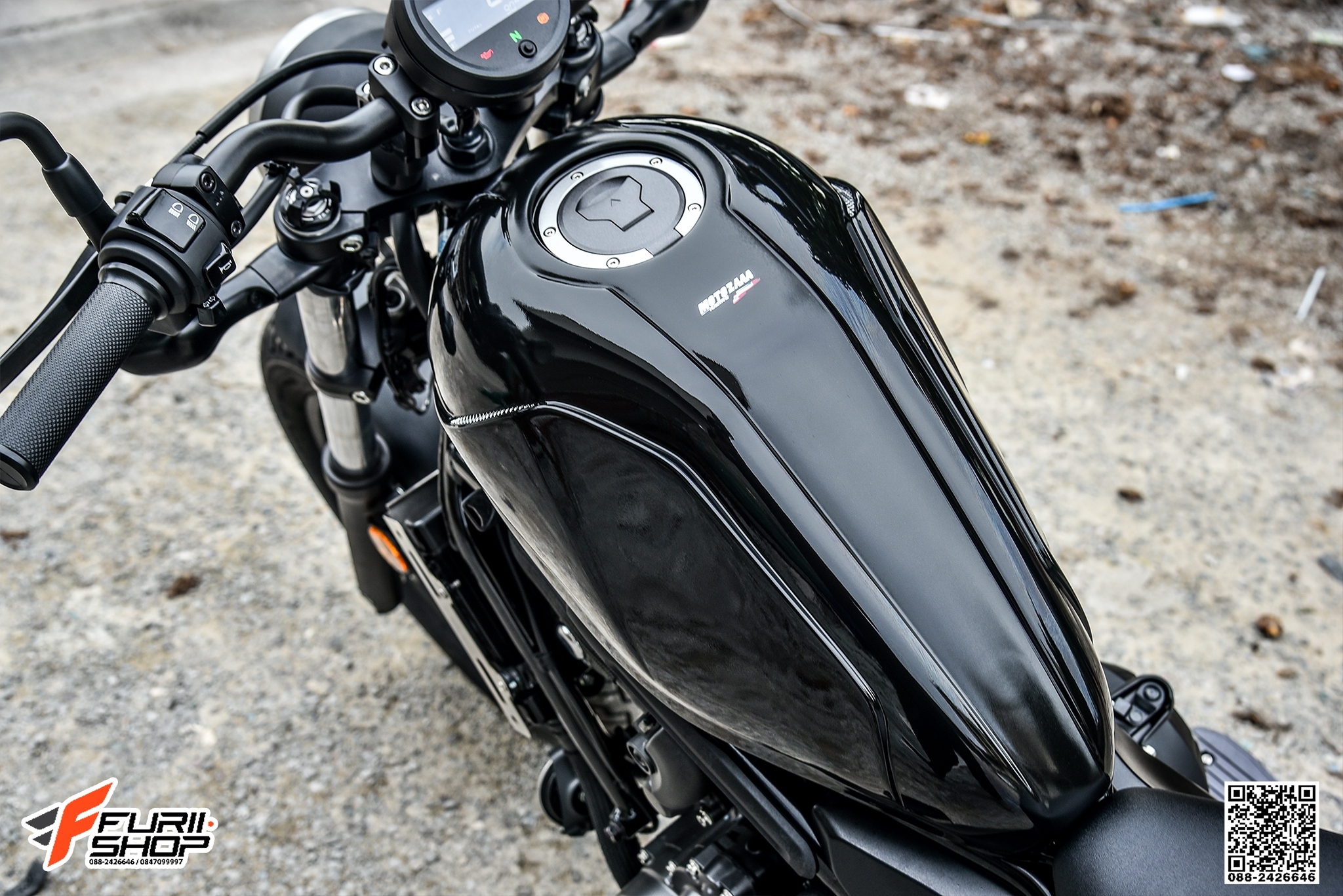 ครอบถัง MOTOZAAA สีดำเงา FOR HONDA REBEL