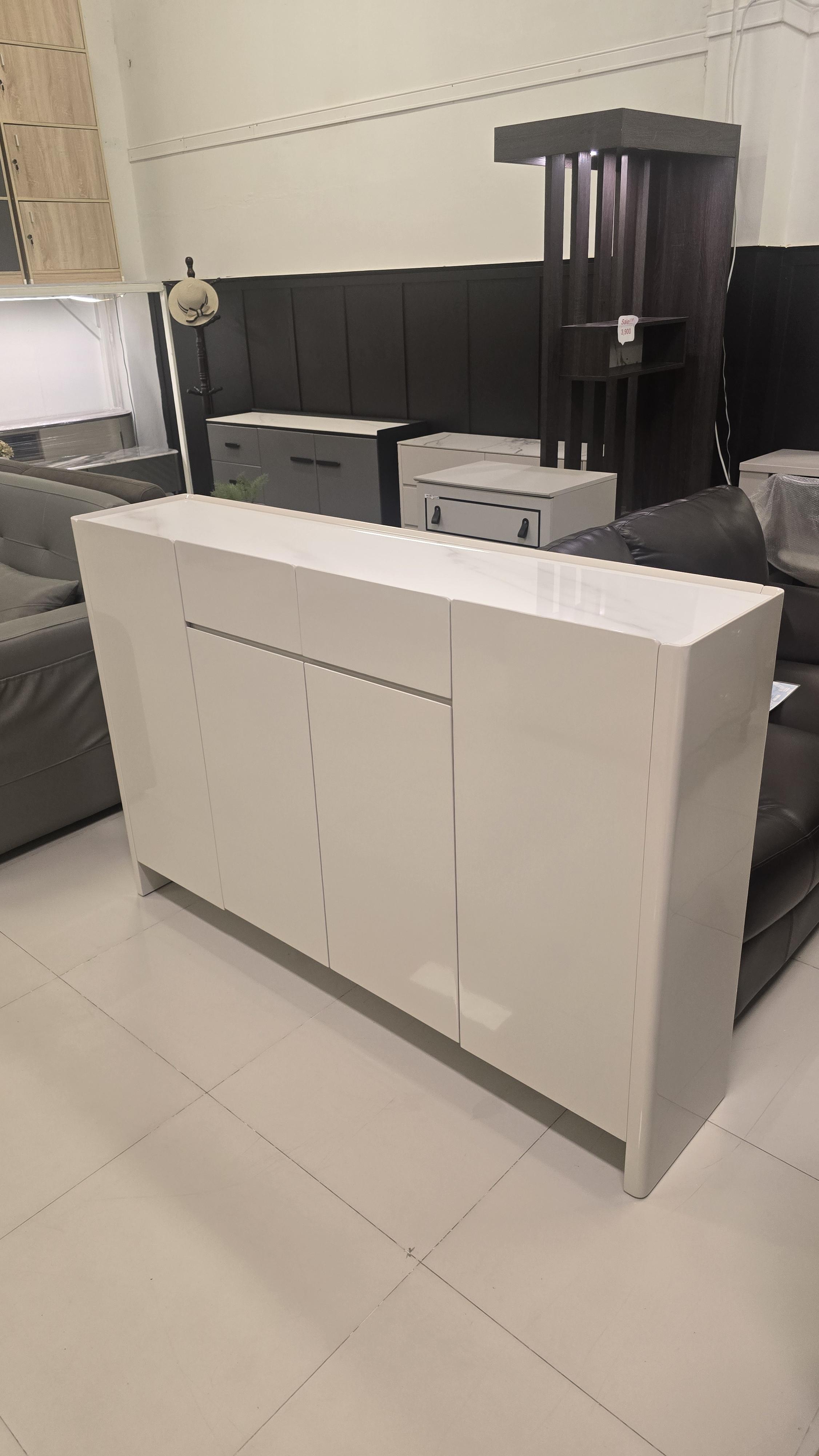 ตู้อเนกประสงค์ รุ่น Glowy MP 160 ซม.