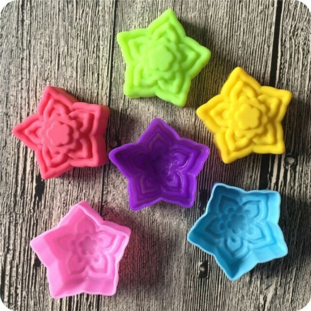 ดอกไม้โหลเลือกแบบ 5 เซน แพ๊ค 12ดอก