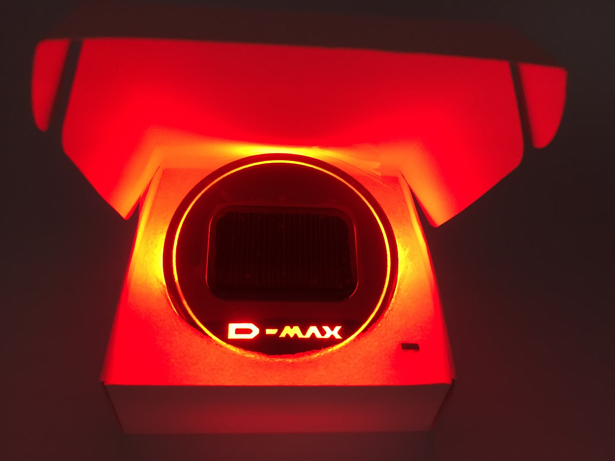 D max Red สีแดง