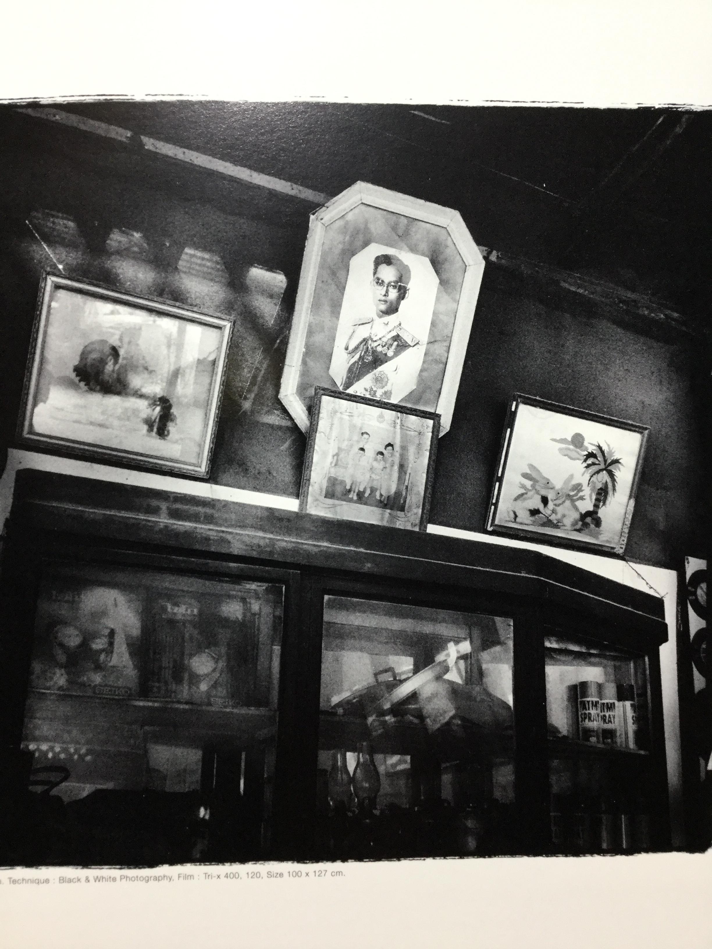 ภาพเล่าเรื่อง พระเจ้าอยู่หัวในดวงใจ Our Beloved King ผู้เขียน Anuchai Secharunputong 0 กก.