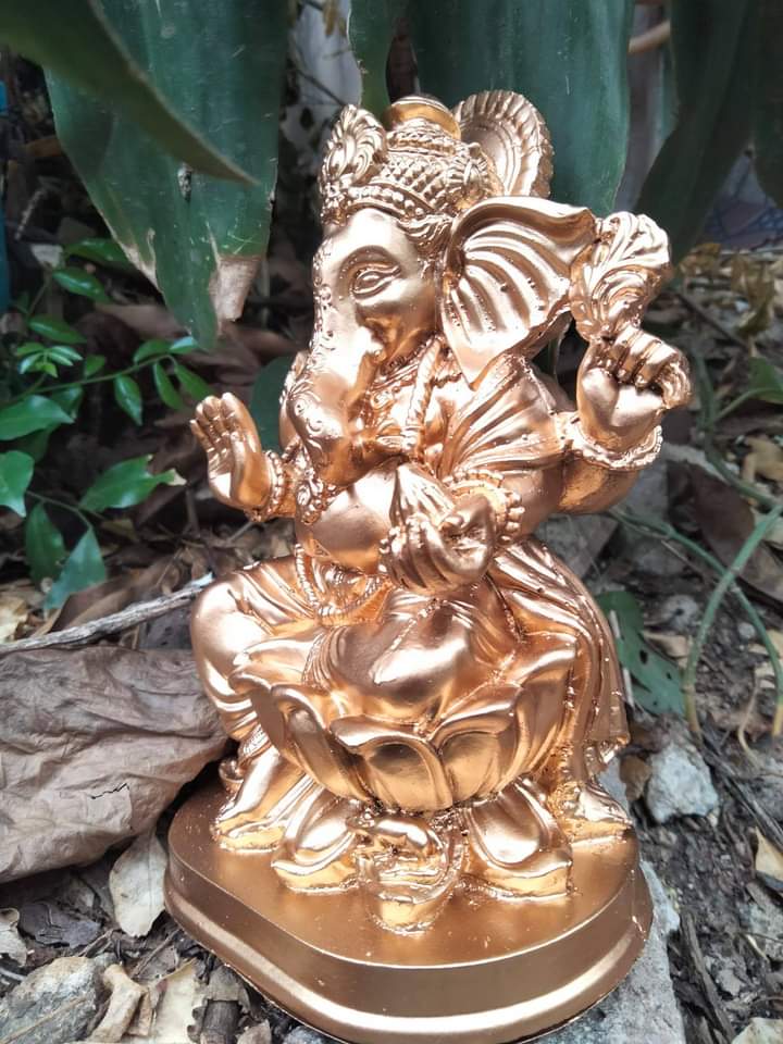 พระพิฆเนศ ปางรีนาโมจัน ปางปลดหนี้สร้างทรัพย์ องค์สีทองคำ