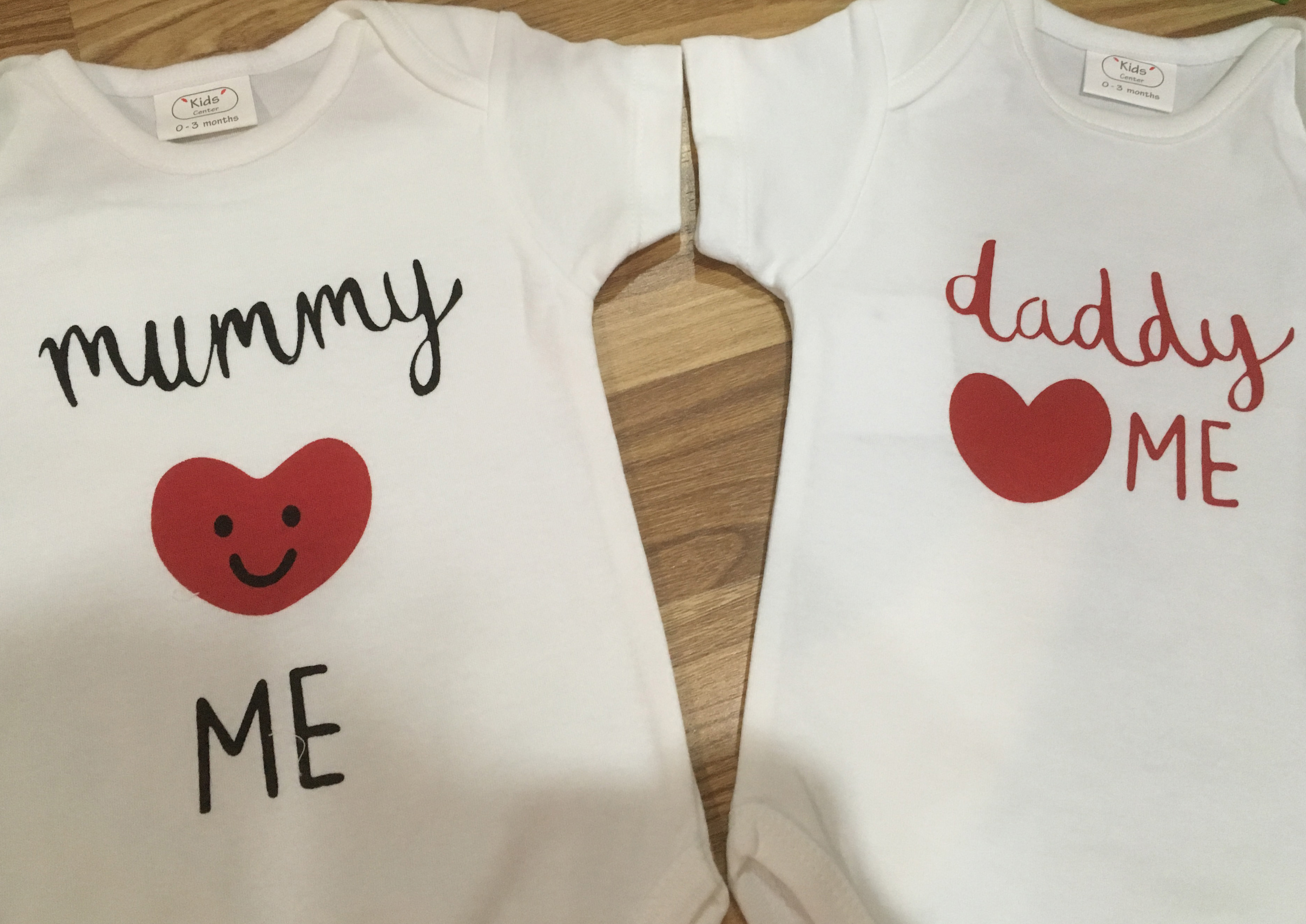 BS002_[Size-6-9-สีขาวลายmumสีดำdadสีแดง]_ชุดเซ็ตบอดี้สูท-แพ๊ก2ตัว