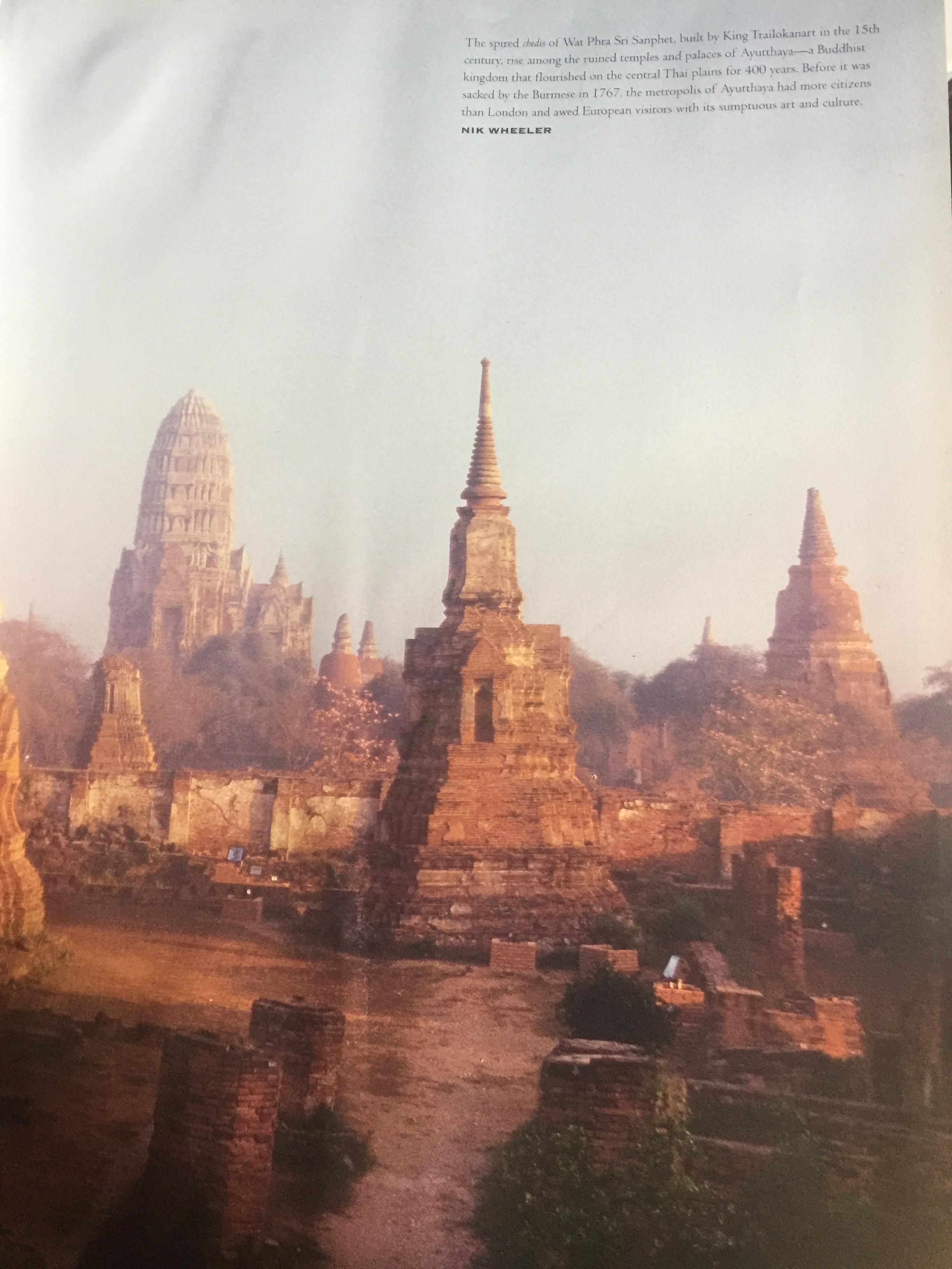 THAILAND A Day in the Life of Thailand. Photographed by more than 50 of the World ‘s best Photojournalists on a single day 750 กรัม