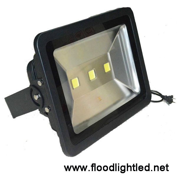 สปอร์ตไลท์ LED Floodlight IWACHI 150w (แสงขาว)