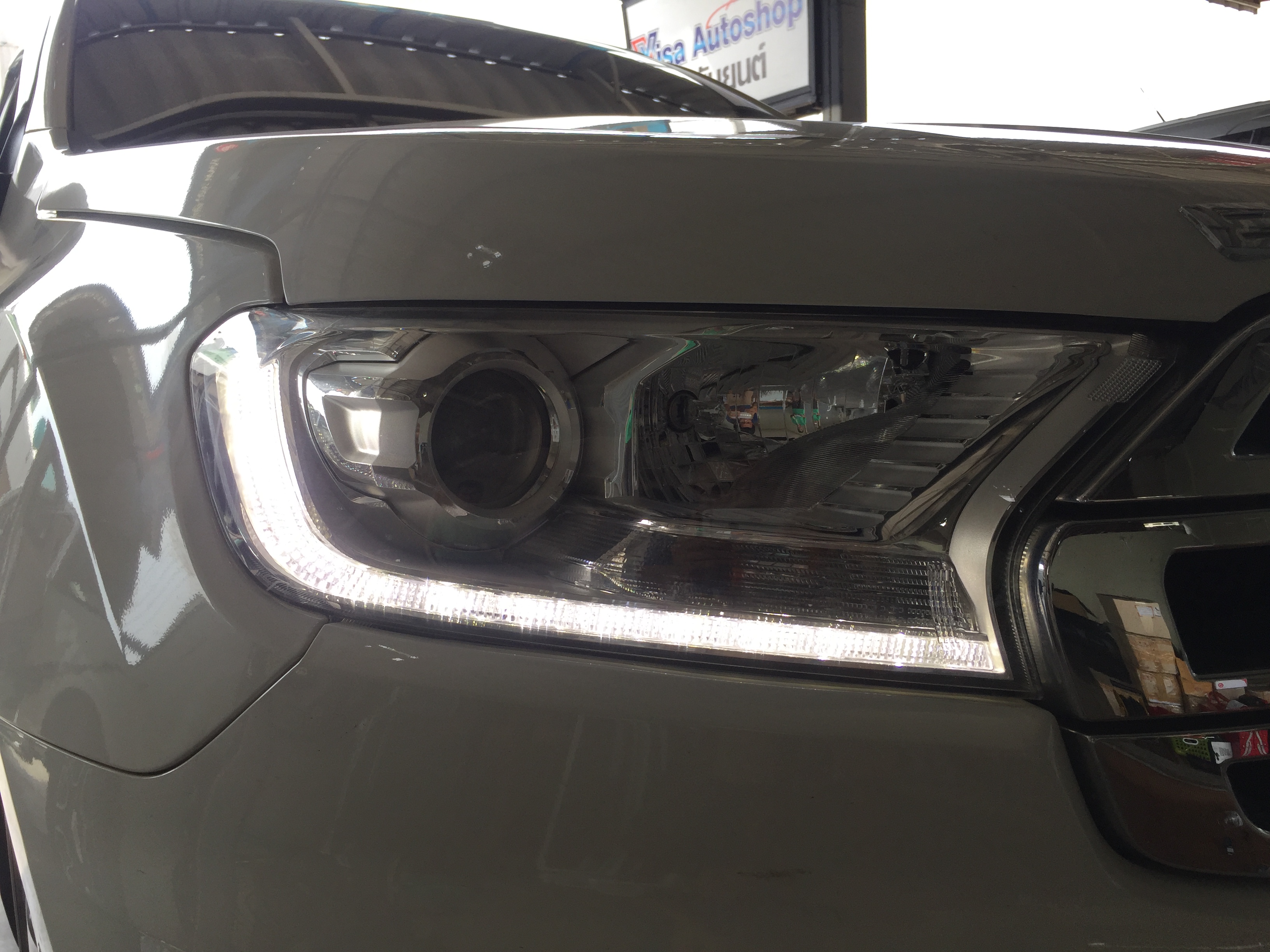 อัพเกรด DRL Everest / Ranger
