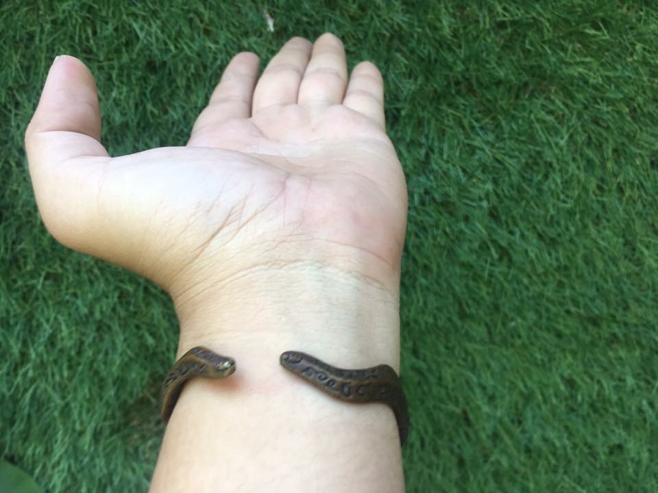 กำไลพญานาค งานทองเหลือง