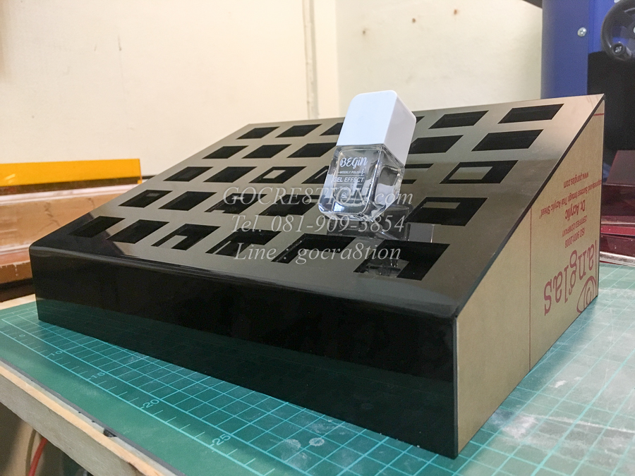 งาน อะคริลิค by GO CREATION