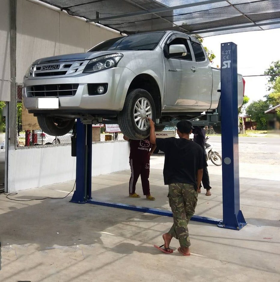 ลิฟท์ยกรถ คานล่าง4.5 ตัน